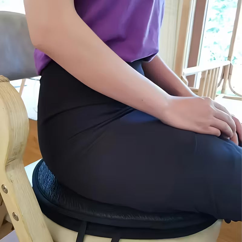 360° Rotating Car Seat Cushion - Sponge Filling, Anti-Slip Base, 360° Rotating Mechanism, Lightweight & Portable Design for Elderly, Pregnant Women